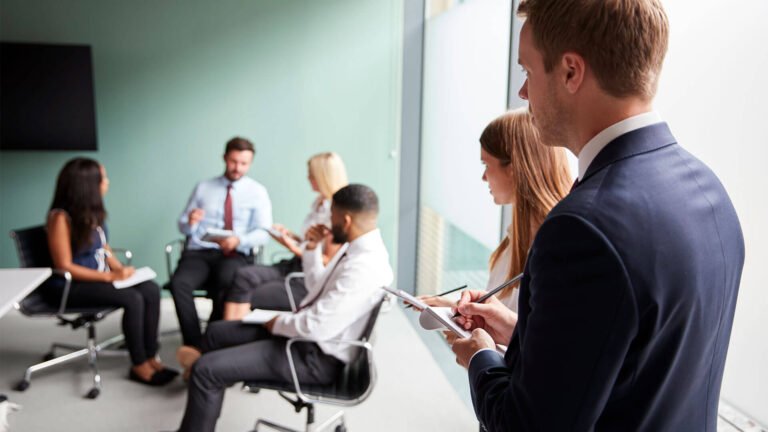 Equipe de Vendas: Estratégias de Recrutamento e Perfil dos Melhores Vendedores