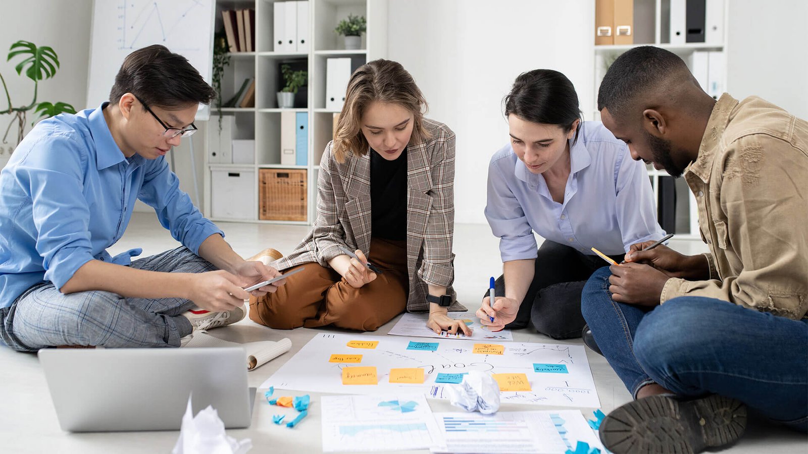 Maximizando a Prospecção de Vendas: Estratégias Abrangentes e Dimensionamento Operacional